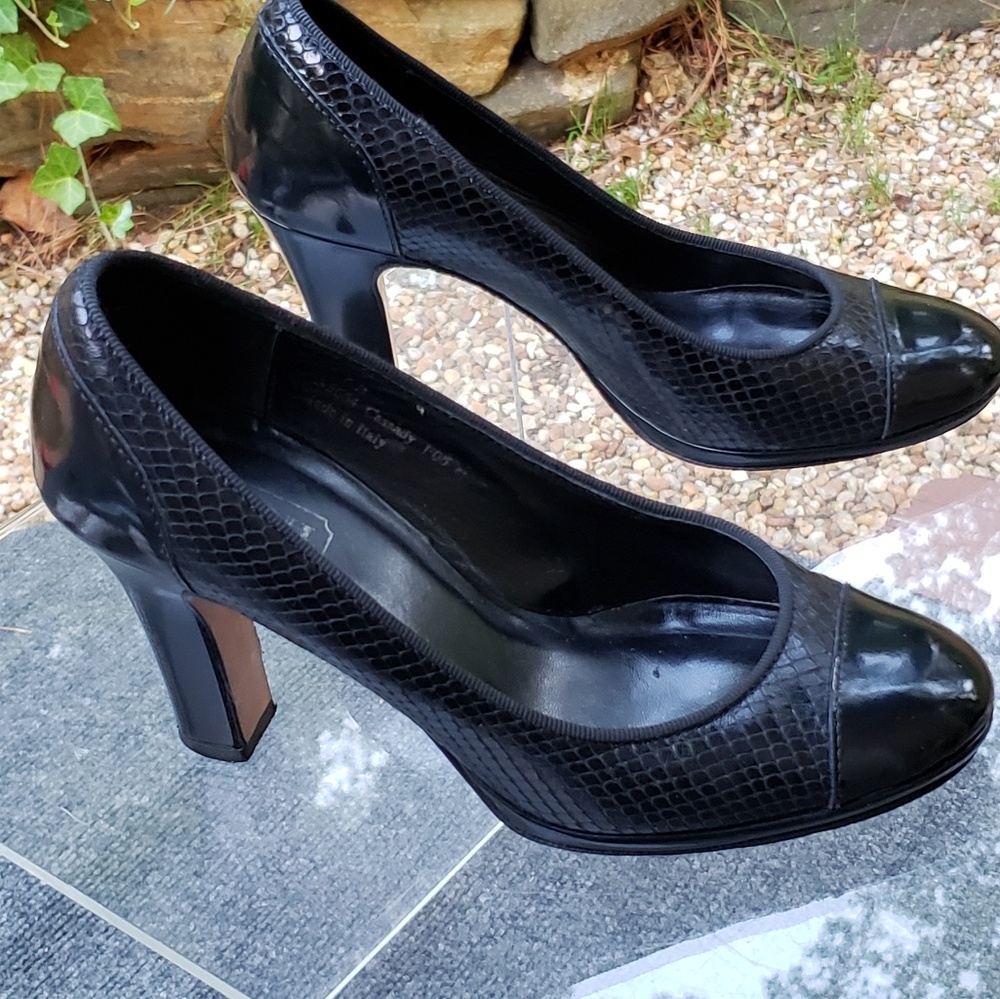 Coach Embossed Python Print Pump - image 4